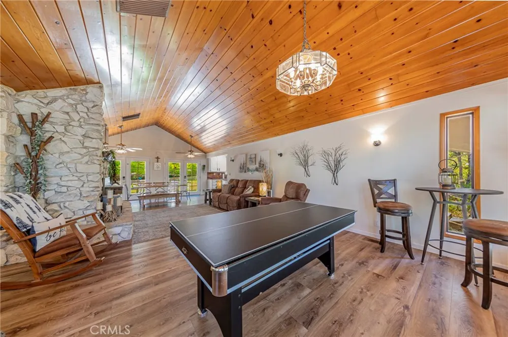 42395 Maples Lane Oakhurst, CA 93644