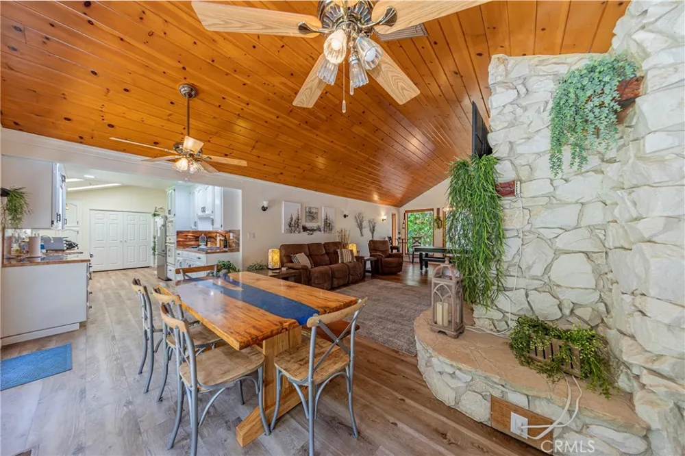 42395 Maples Lane Oakhurst, CA 93644