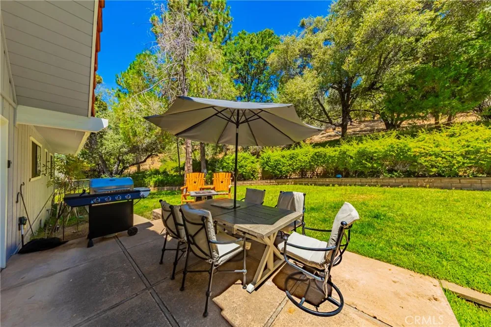 42395 Maples Lane Oakhurst, CA 93644