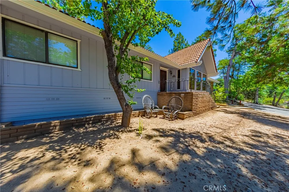 42395 Maples Lane Oakhurst, CA 93644
