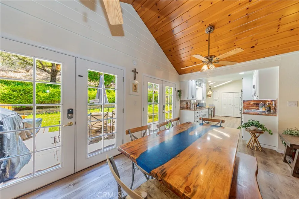 42395 Maples Lane Oakhurst, CA 93644