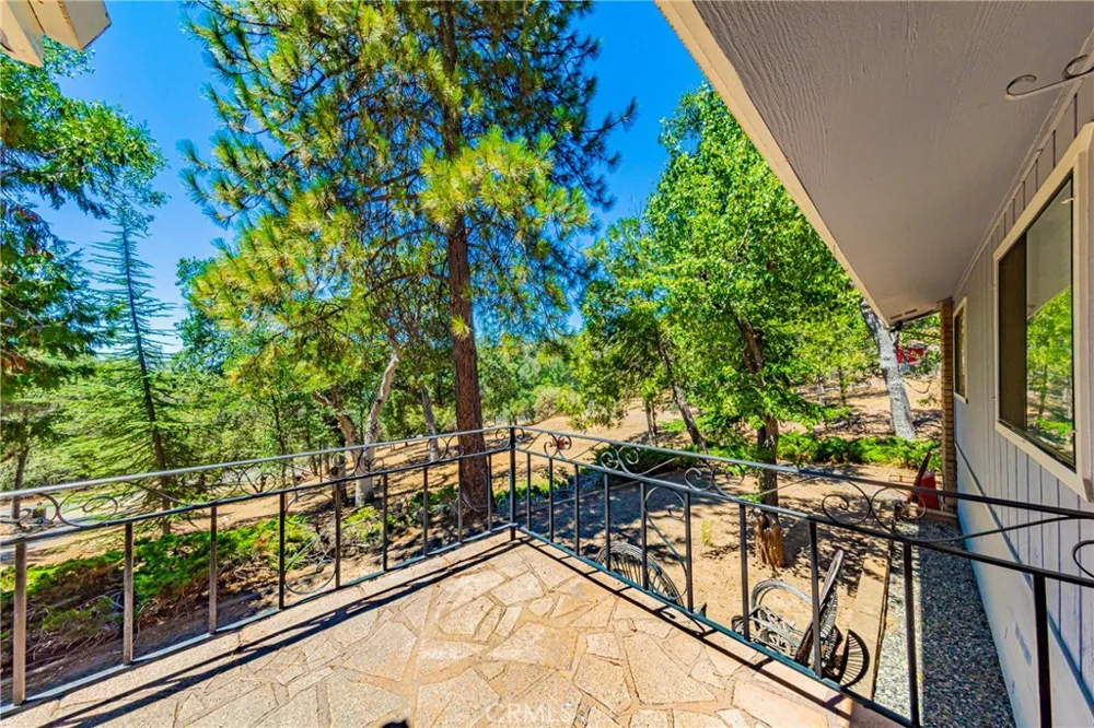 42395 Maples Lane Oakhurst, CA 93644