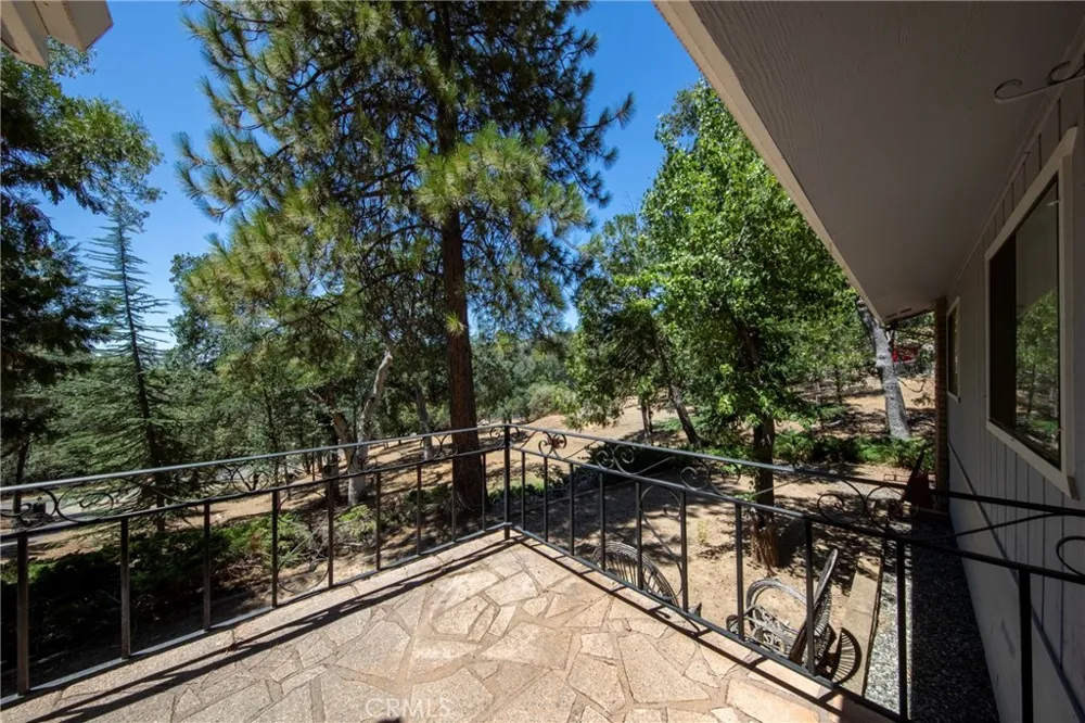 42395 Maples Lane Oakhurst, CA 93644