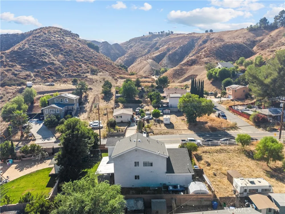 28660 Chiquito Canyon Val Verde, CA 91384