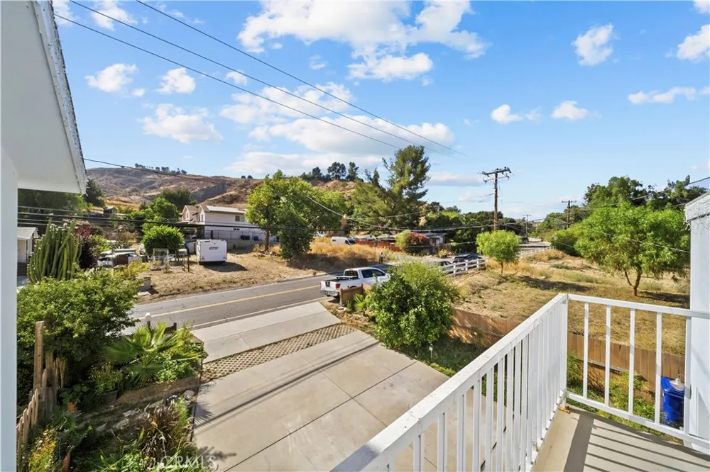 28660 Chiquito Canyon Val Verde, CA 91384