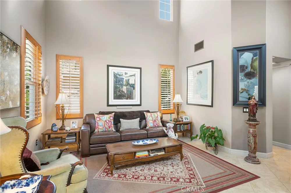 32 Mossdale Court Azusa, CA 91702