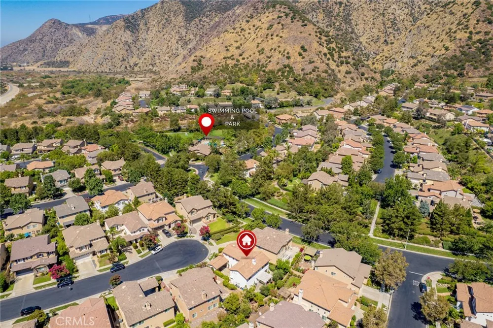 32 Mossdale Court Azusa, CA 91702