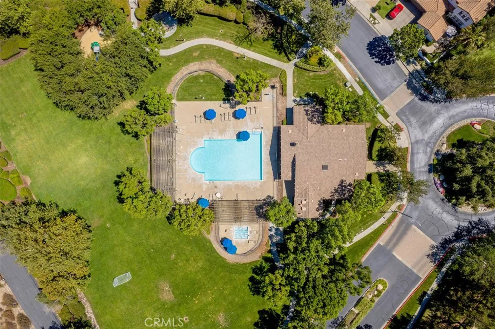 32 Mossdale Court Azusa, CA 91702