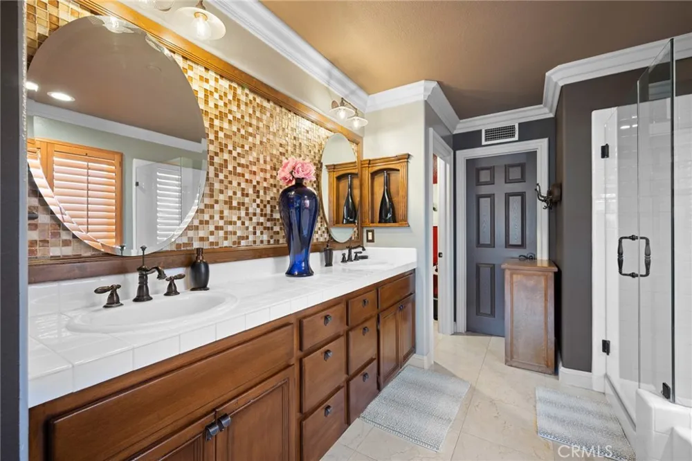 32 Mossdale Court Azusa, CA 91702