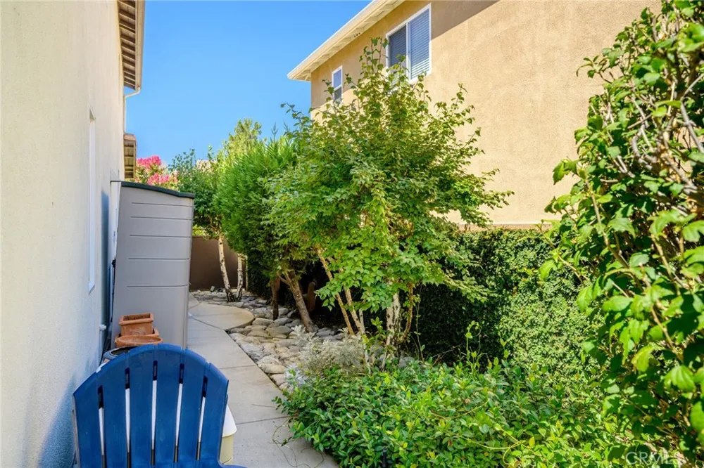 32 Mossdale Court Azusa, CA 91702