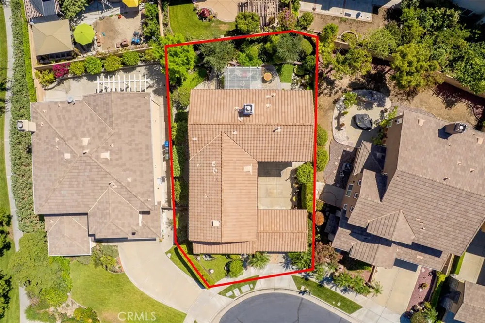 32 Mossdale Court Azusa, CA 91702