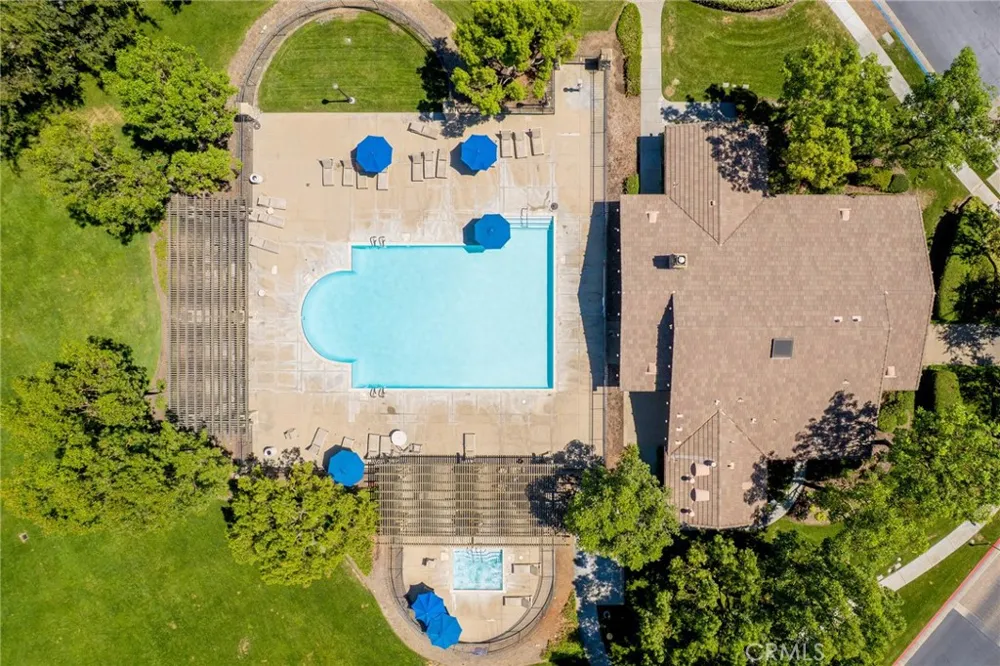 32 Mossdale Court Azusa, CA 91702