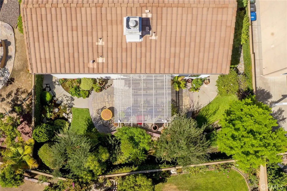 32 Mossdale Court Azusa, CA 91702