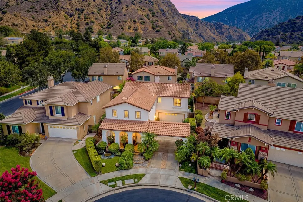 32 Mossdale Court Azusa, CA 91702
