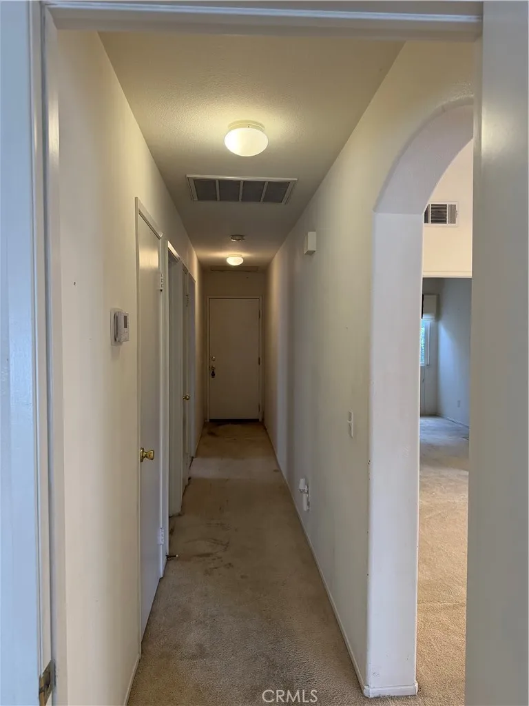 14699 Queen Valley Victorville, CA 92394