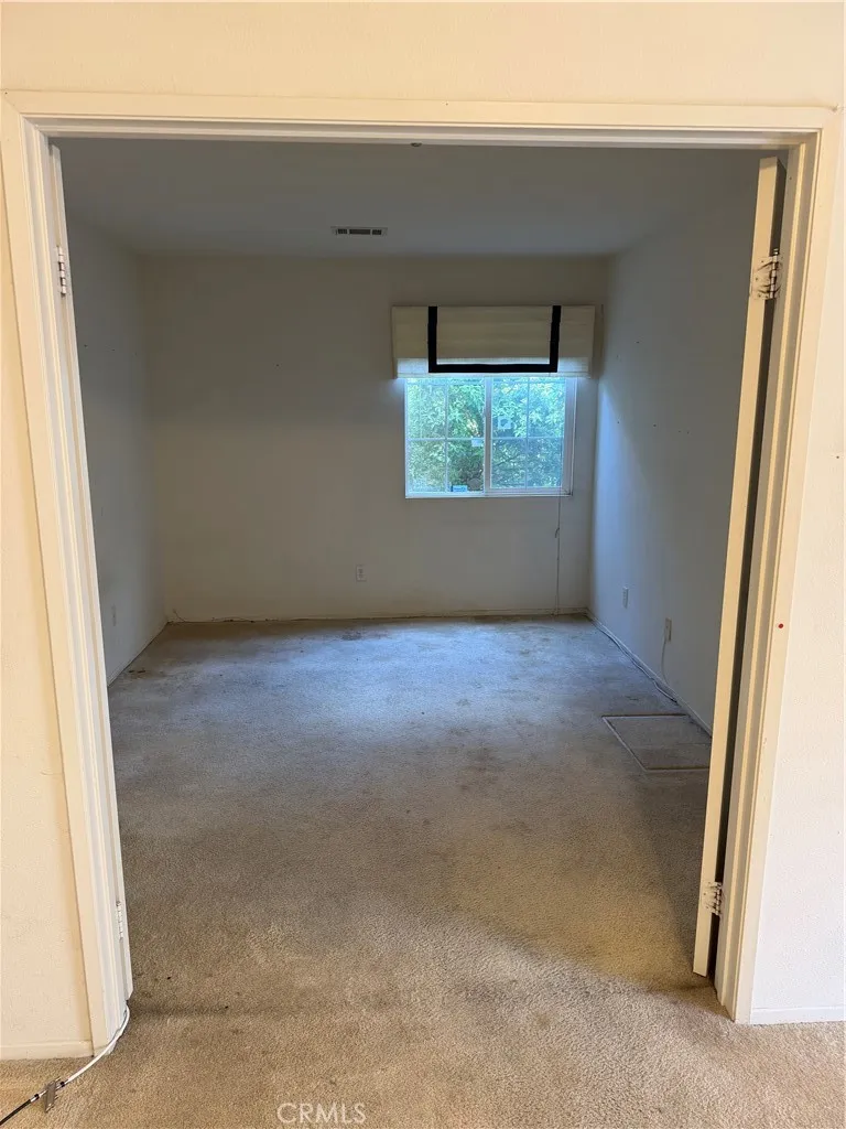 14699 Queen Valley Victorville, CA 92394