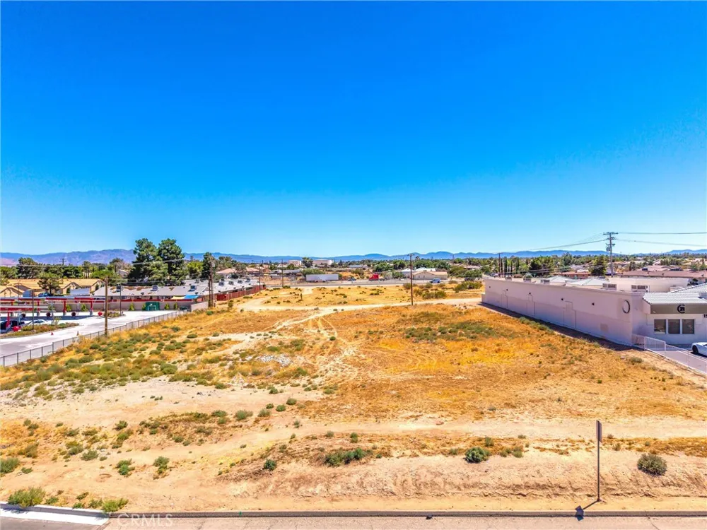 15335 Bear Valley Hesperia, CA 92345