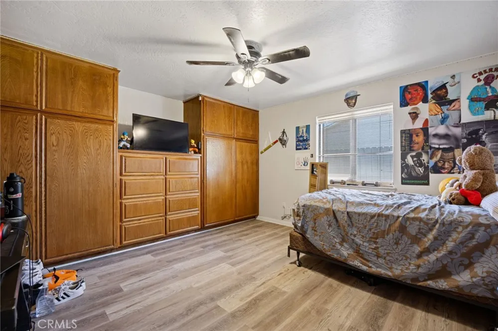 19403 Oneida Court Apple Valley, CA 92307