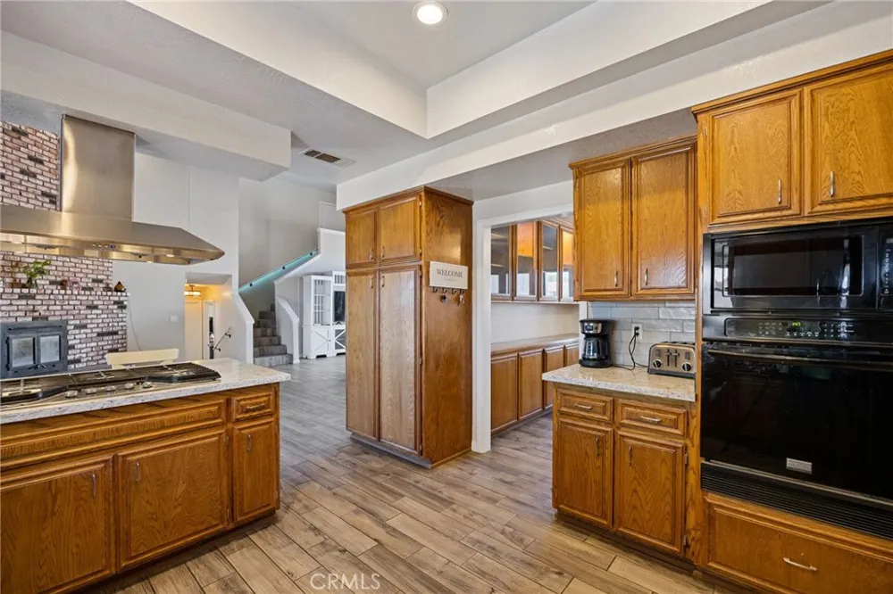 19403 Oneida Court Apple Valley, CA 92307
