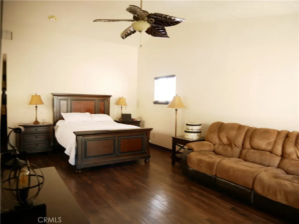 18090 Mariner Drive Victor Valley, CA 92395