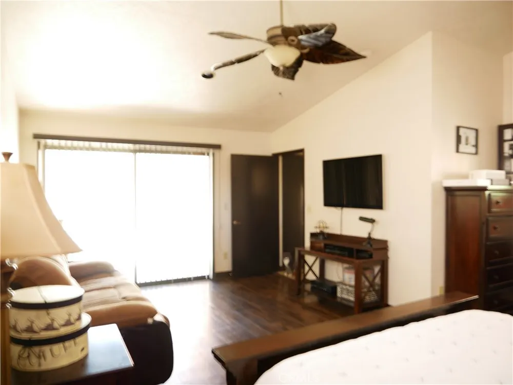 18090 Mariner Drive Victor Valley, CA 92395