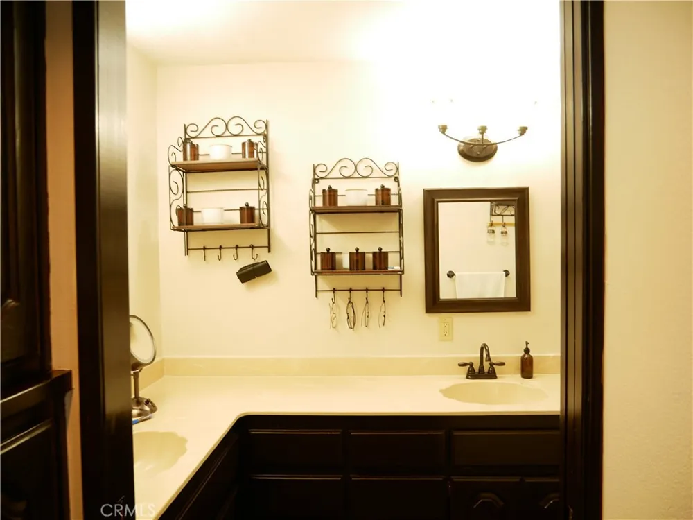 18090 Mariner Drive Victor Valley, CA 92395