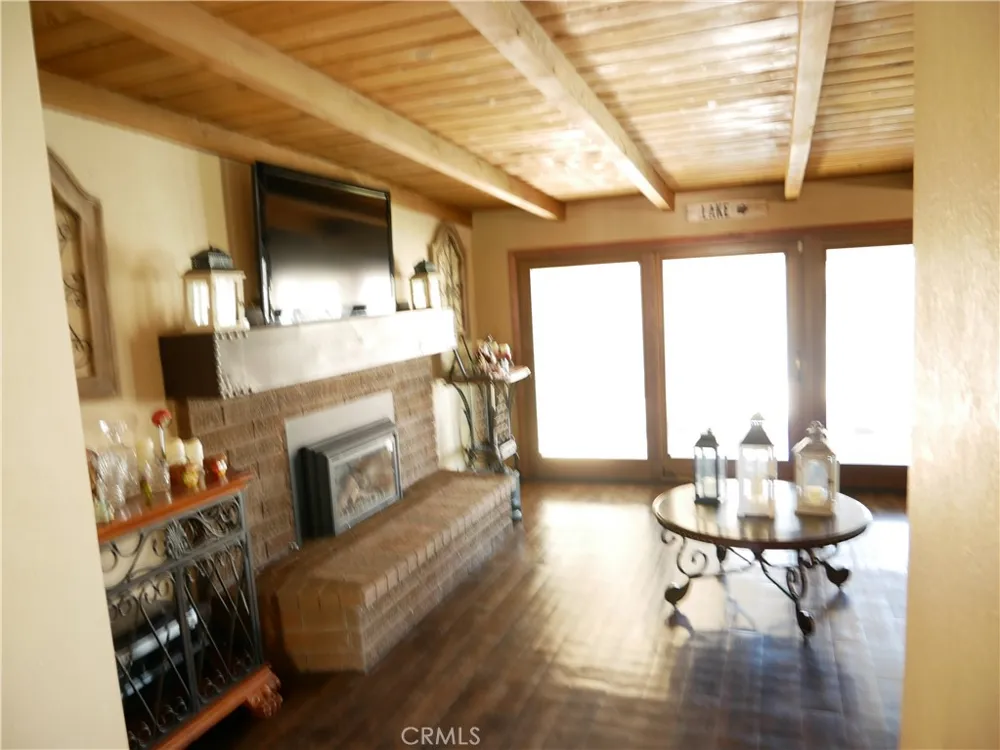 18090 Mariner Drive Victor Valley, CA 92395