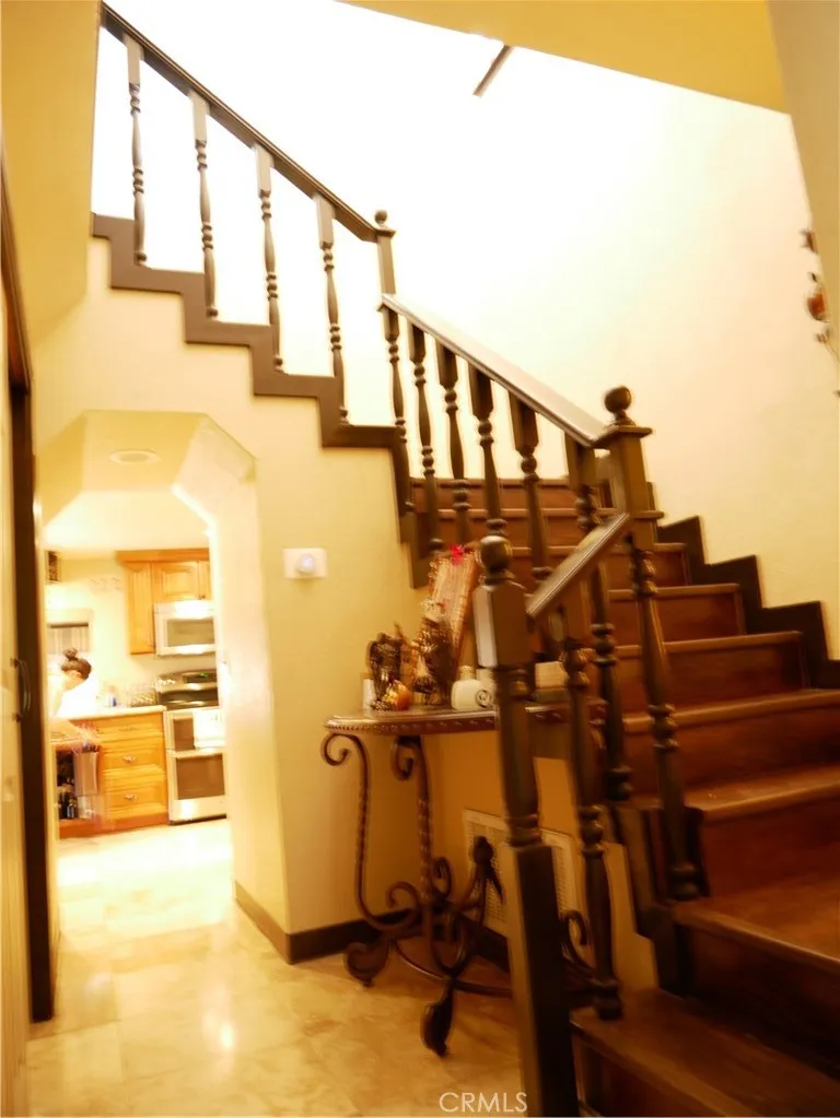 18090 Mariner Drive Victor Valley, CA 92395