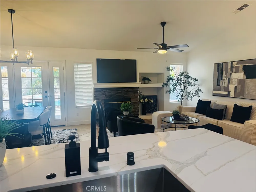 31880 Granville Winchester, CA 92596