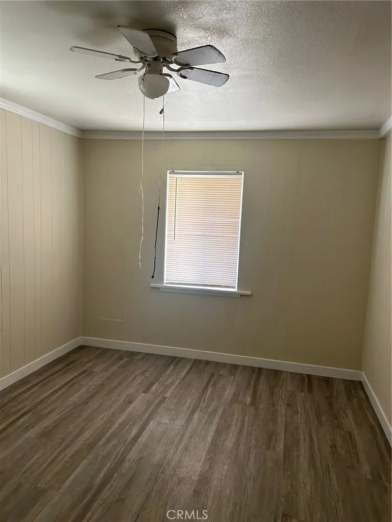 9548 White Rd Phelan, CA 92371