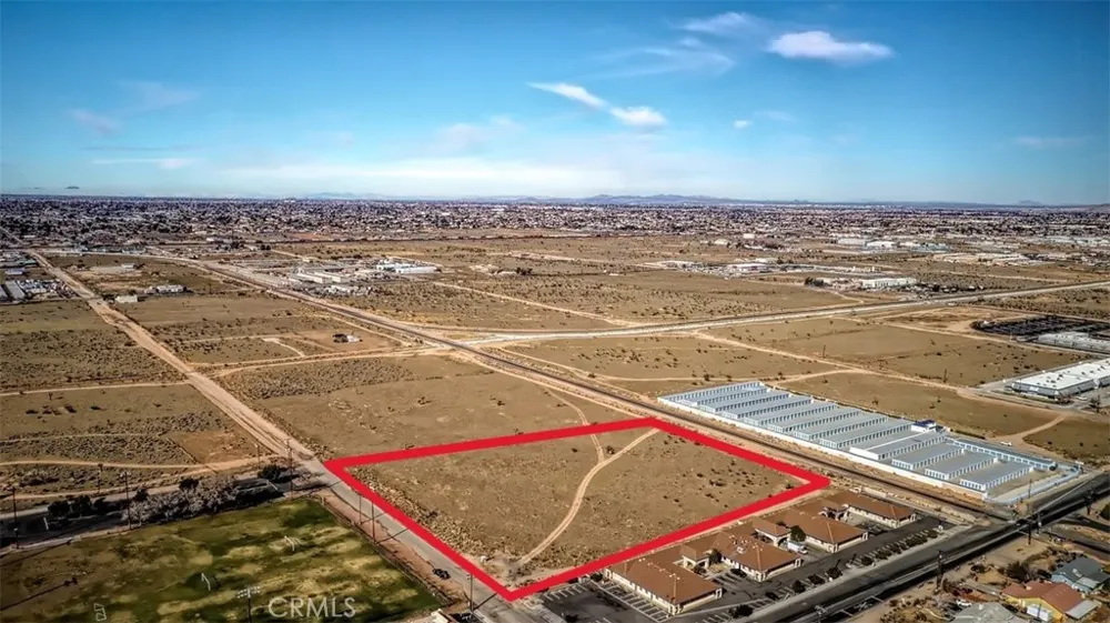 Live Oak Street Hesperia, CA 92345