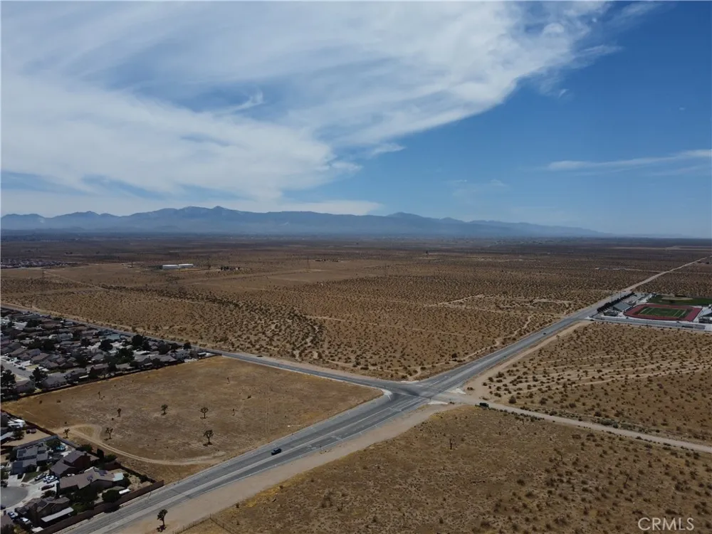 4 Aster Adelanto, CA 92301