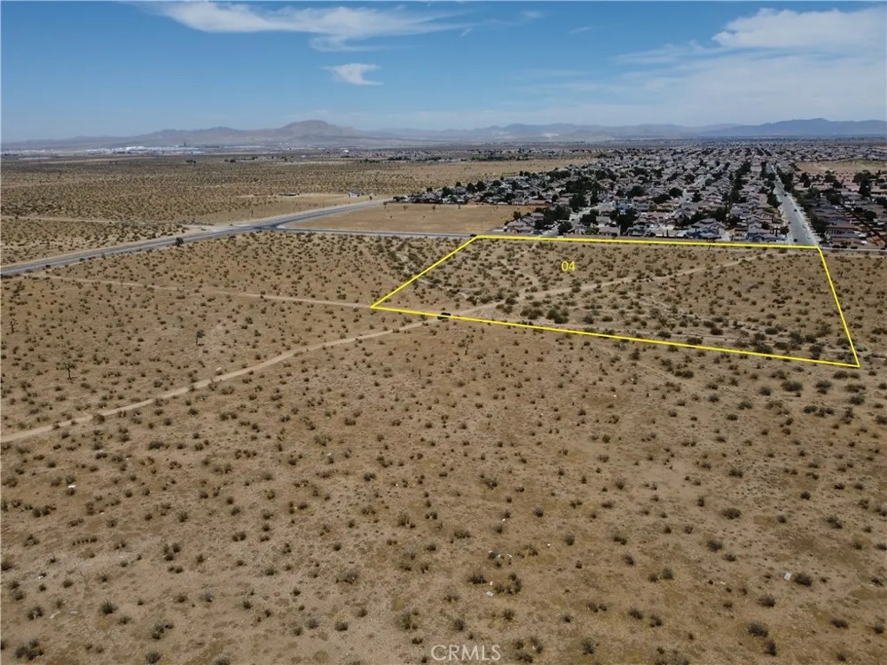 4 Aster Adelanto, CA 92301