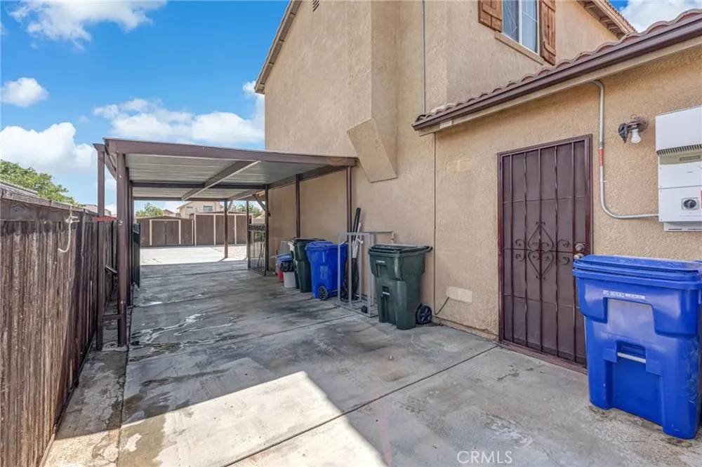 15143 Arcadian Adelanto, CA 92301