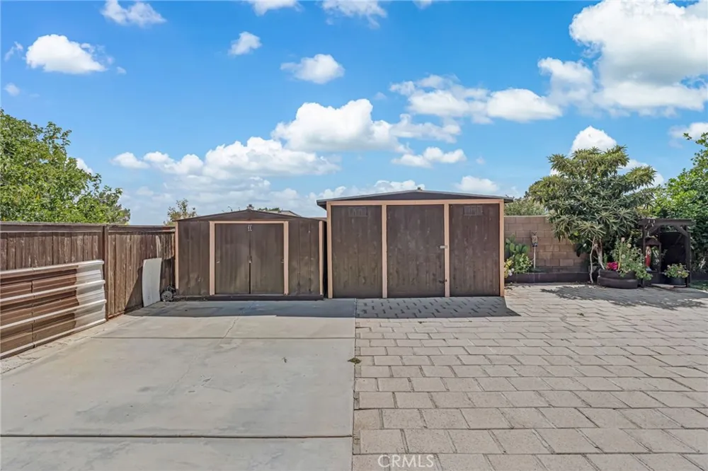 15143 Arcadian Adelanto, CA 92301