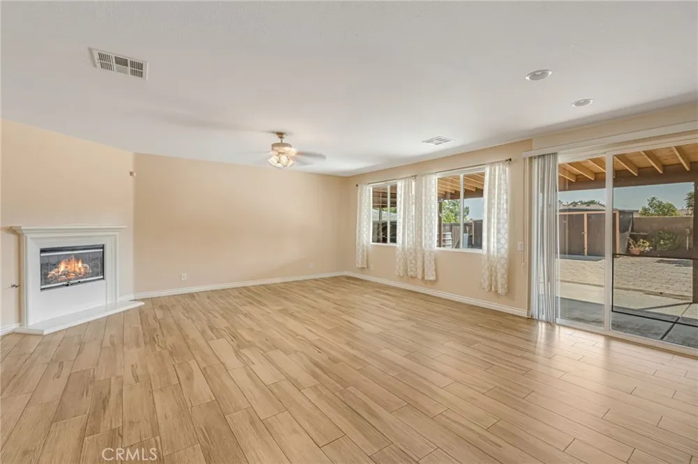 15143 Arcadian Adelanto, CA 92301