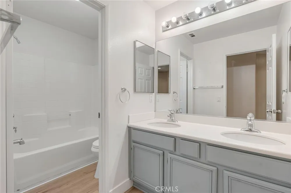 15143 Arcadian Adelanto, CA 92301