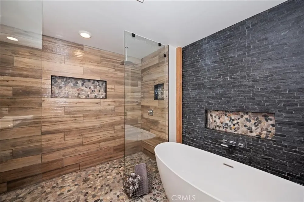 260 El Dorado Drive Lake Arrowhead, CA 92352