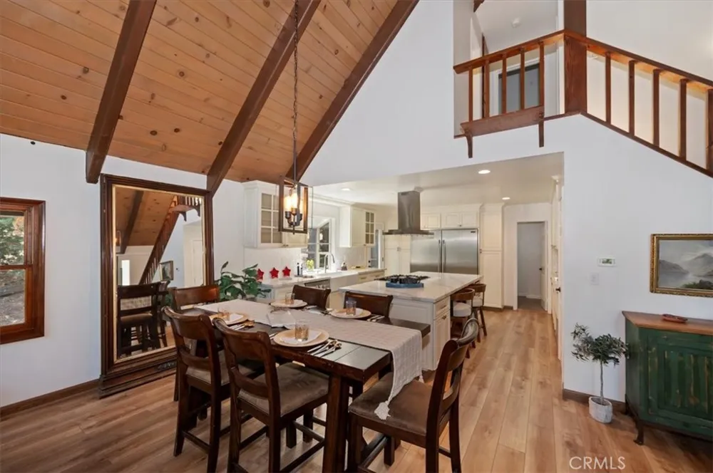 260 El Dorado Drive Lake Arrowhead, CA 92352