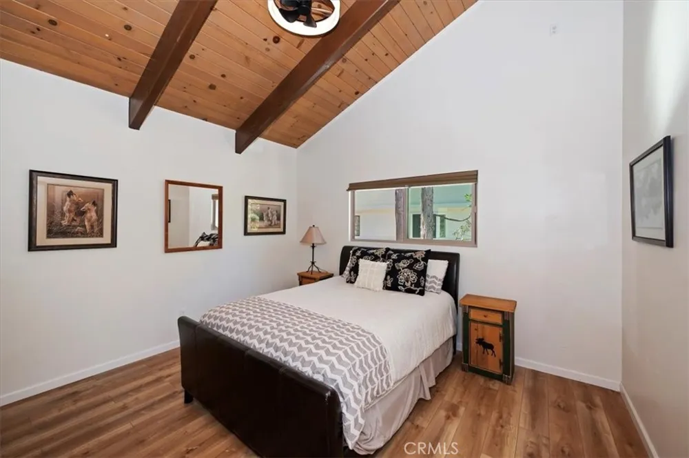 260 El Dorado Drive Lake Arrowhead, CA 92352