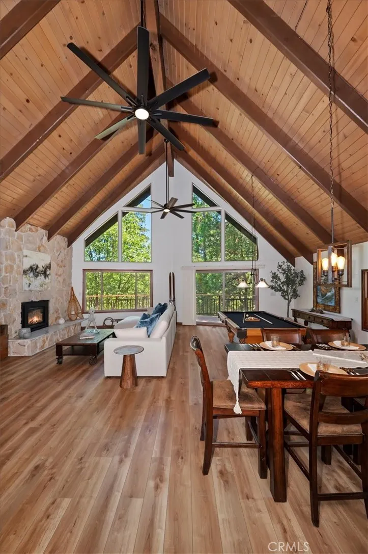 260 El Dorado Drive Lake Arrowhead, CA 92352