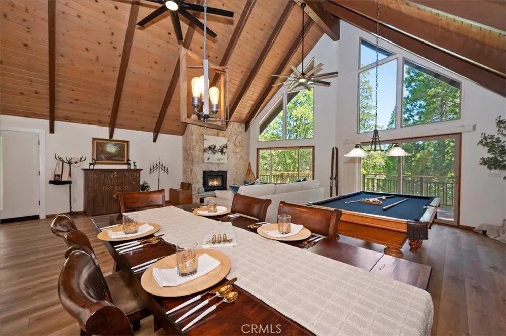 260 El Dorado Drive Lake Arrowhead, CA 92352