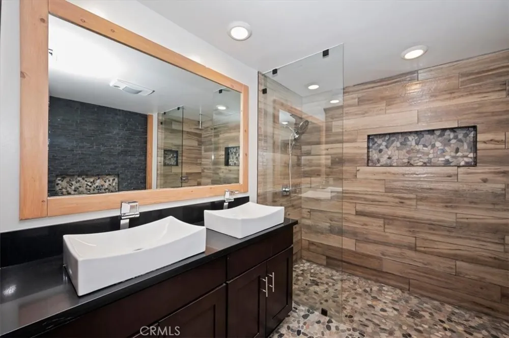 260 El Dorado Drive Lake Arrowhead, CA 92352