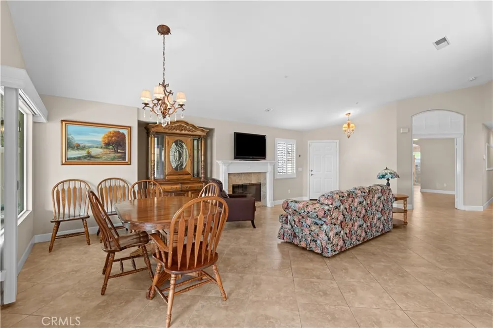 1718 Carrera Drive San Jacinto, CA 92583