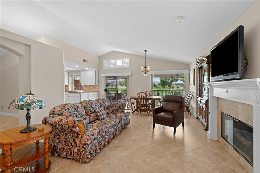 1718 Carrera Drive San Jacinto, CA 92583