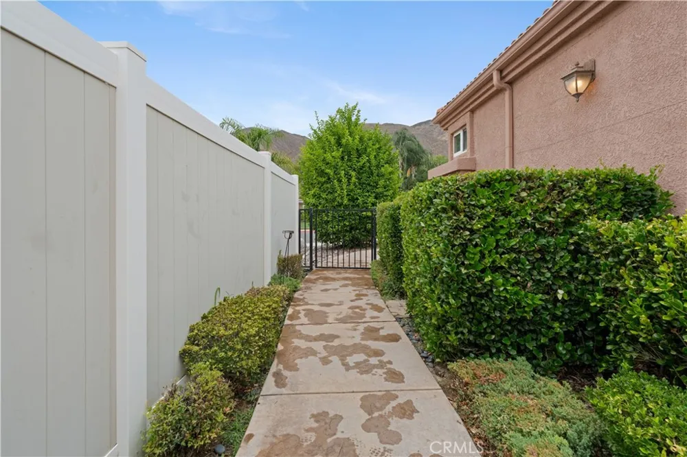 1718 Carrera Drive San Jacinto, CA 92583