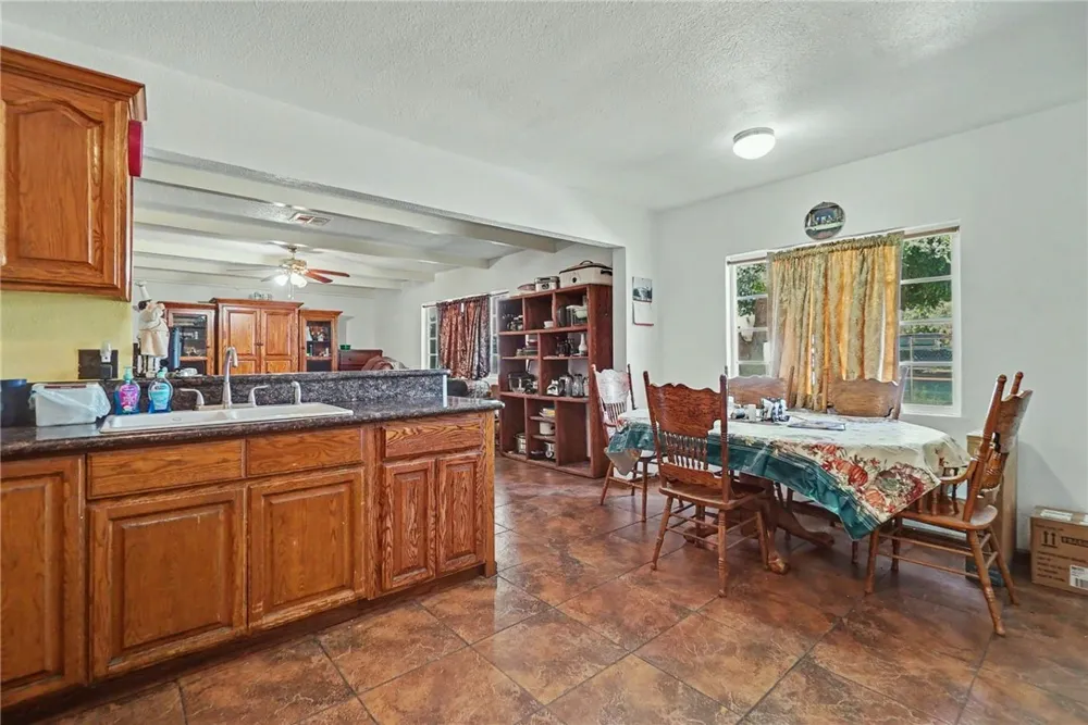 7746 Mckinley Avenue San Bernardino, CA 92410