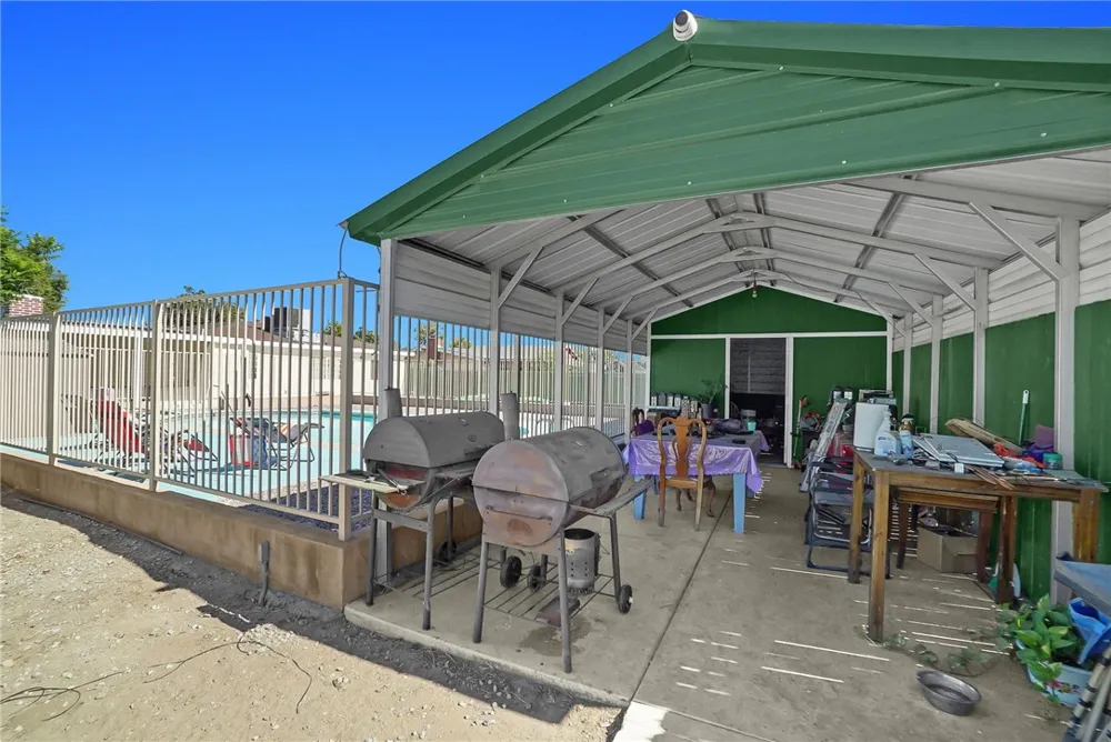 7746 Mckinley Avenue San Bernardino, CA 92410