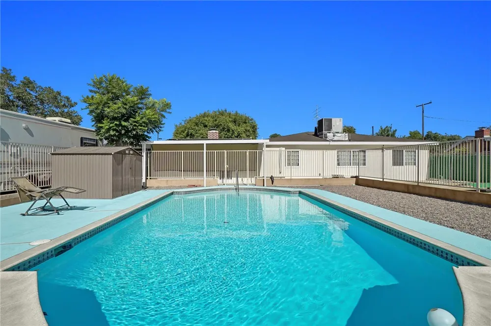 7746 Mckinley Avenue San Bernardino, CA 92410