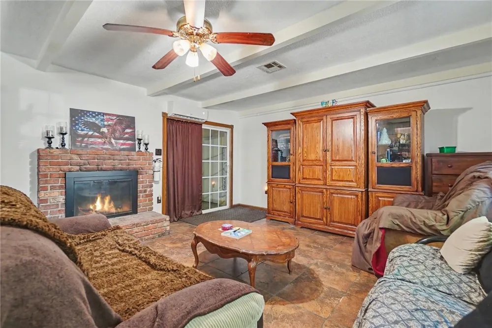 7746 Mckinley Avenue San Bernardino, CA 92410
